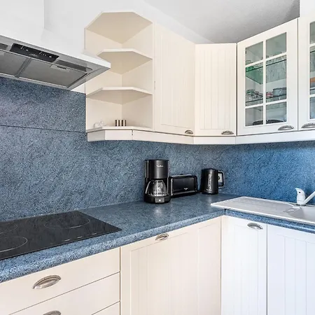 Les Lavandes By Interhome