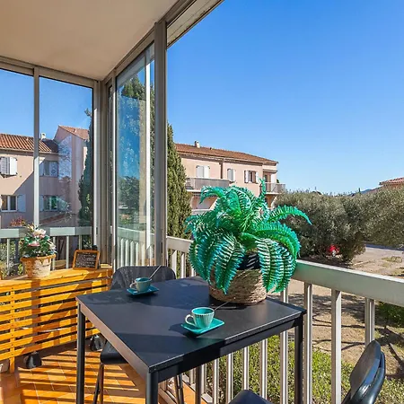 Les Lavandes By Interhome Apartamento Le Pradet